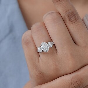 Oval Cut Lab Grown Diamond Five Stone Engagement Ring / EF-VS Diamond Stacking Ring / 14K Solid Gold Proposal Ring For Her / Bridesmaid Gift