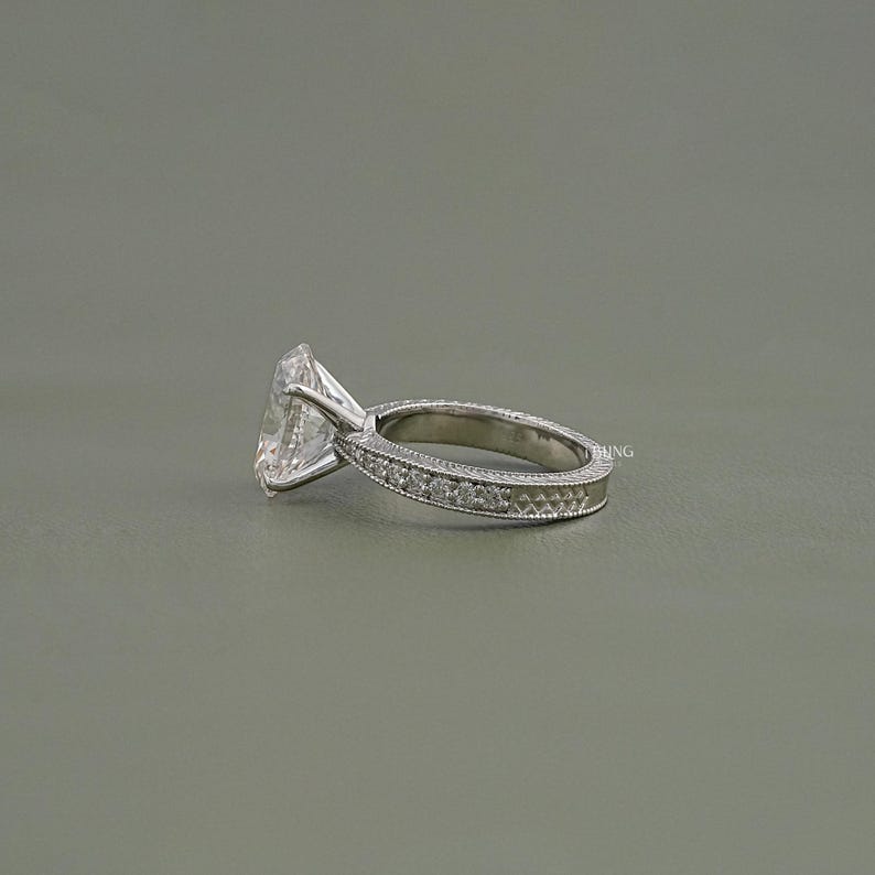 Oval Cut Lab Grown Diamond Solitaire Wedding Ring / Round Cut CVD Diamond Shared Prong Engagement Ring For Women / Anniversary Gift For Her