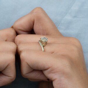 Pear Cut Lab Grown Diamond Curved Solitaire Ring/ Eco-Friendly East-West Set Diamond Ring/ 14K Solid Gold Engagement Ring/ Rings For Women