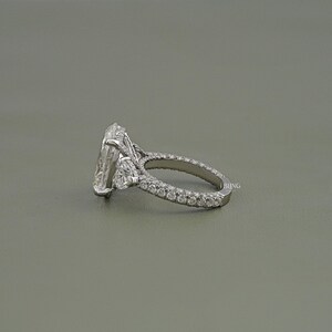 8.00 CT Oval Cut Lab Grown Diamond Trilogy Engagement Ring / IGI Certified Heart Cut Side Diamond Statement Ring / Anniversary Gift For Her