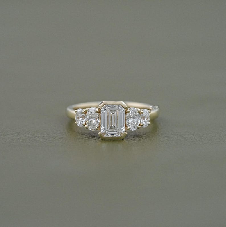 Emerald Cut CVD Diamond Five Stone Engagement Ring / EF-VS Diamond Proposal Ring / Side Diamond Oval Cut Customized Wedding Ring For Her