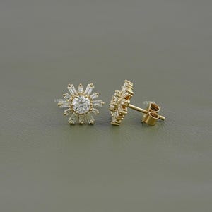 Round Cut Lab Diamond Cluster Stud Earrings/ Tapered Baguette CVD Diamond Sunburst Earrings/ 14K Solid Gold Push Back Earrings/ Gift For Mom