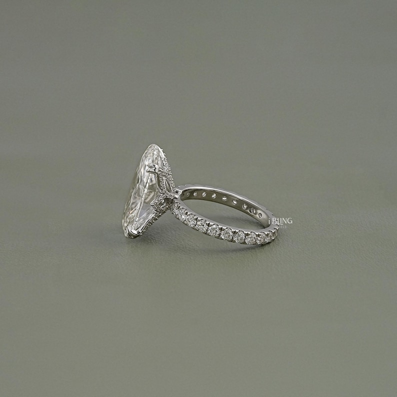 Oval Cut Lab Diamond Solitaire Wedding Ring / 10.00 CT IGI Certified CVD Diamond Fishtail Set Engagement Ring / Maid Of Honor Gift For Her