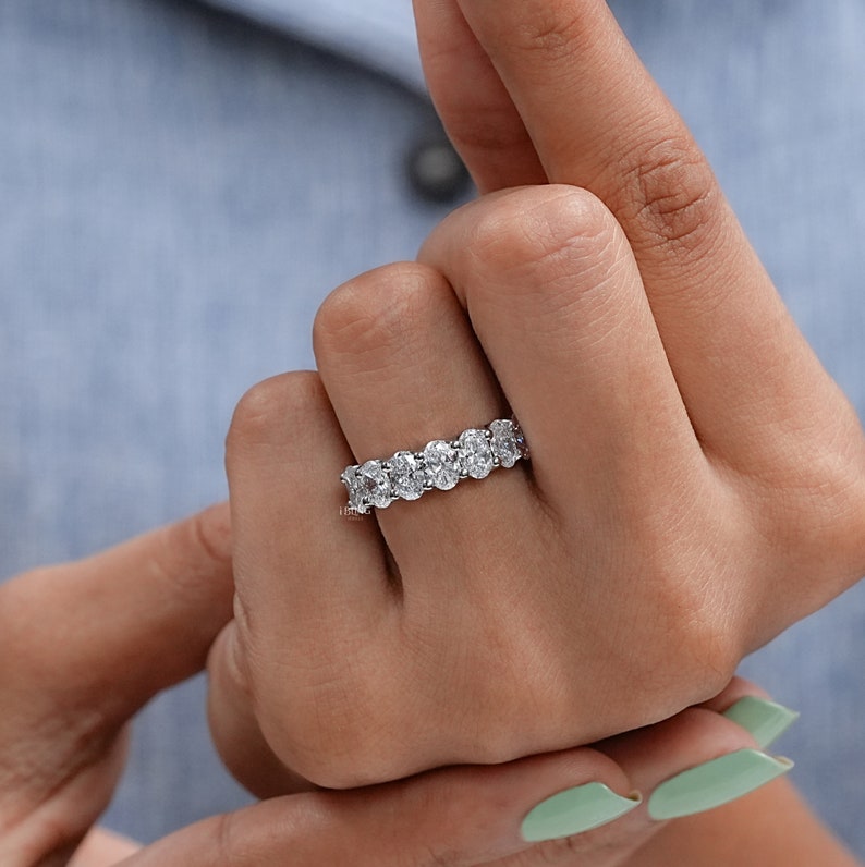 Oval-Cut Lab Grown Diamond Wedding Band / 10K White Gold Seven Stone Stackable Band / Man-Made Diamond Matching Band / Proposal Band For Her