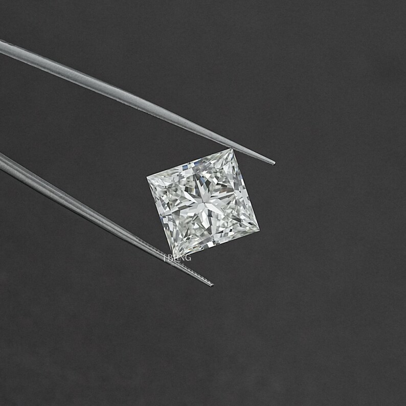 Princess Cut Lab Grown Loose Diamond For Personalized Jewelry / IGI Certified Diamond For Solitaire Jewelry Making / Wedding Gift For Her
