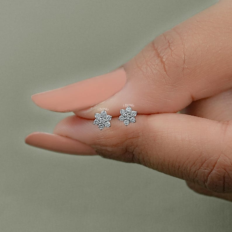 Round Cut Lab Grown Diamond Cluster Earrings/ Eco Friendly Diamond Stud Earrings/ Floral Style CVD Diamond Earrings/ Screw Back Earrings