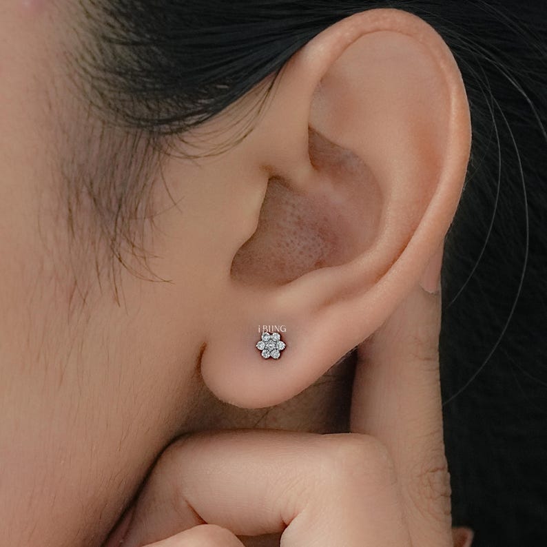 Round Cut Lab Grown Diamond Cluster Earrings/ Eco Friendly Diamond Stud Earrings/ Floral Style CVD Diamond Earrings/ Screw Back Earrings