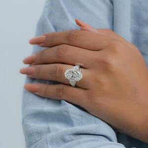 8.00 CT Oval Cut Lab Grown Diamond Trilogy Engagement Ring / IGI Certified Heart Cut Side Diamond Statement Ring / Anniversary Gift For Her
