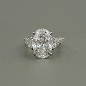8.00 CT Oval Cut Lab Grown Diamond Trilogy Engagement Ring / IGI Certified Heart Cut Side Diamond Statement Ring / Anniversary Gift For Her