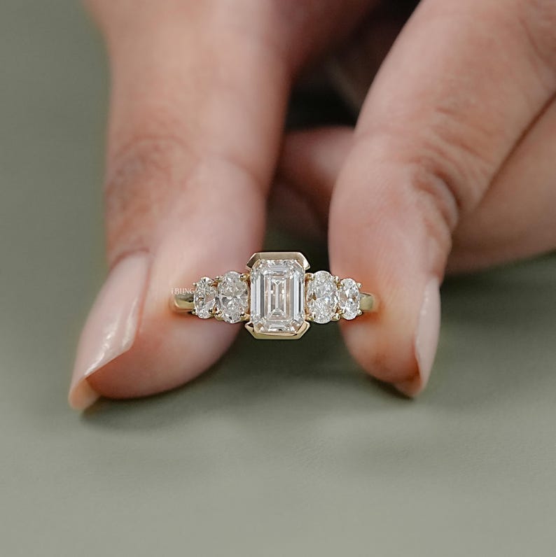 Emerald Cut CVD Diamond Five Stone Engagement Ring / EF-VS Diamond Proposal Ring / Side Diamond Oval Cut Customized Wedding Ring For Her
