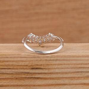 Marquise-Cut Lab Grown Diamond Band / Women's Wedding Diamond Curved Band / Marquise Diamond Vintage Band / V Shape Chevron Matching Band