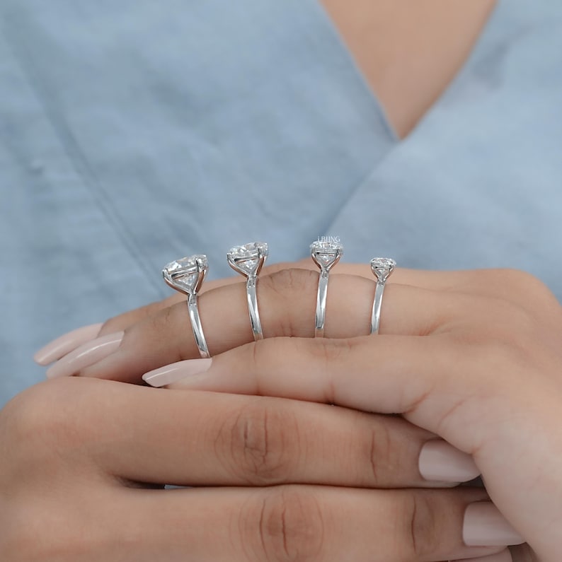 Round Moissanite Solitaire Engagement Ring / Colorless Moissanite Promise Ring For Her / Claw Prong Set Women's Ring / Ready To Ship