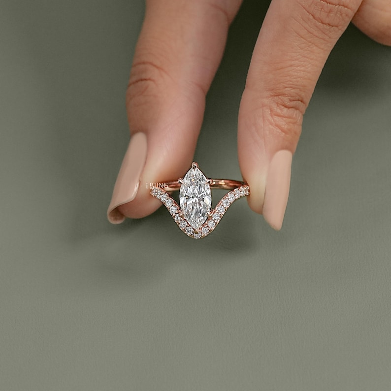 Marquise Cut Lab Grown Diamond Solitaire With Accent Ring/ CVD Diamond Curved Engagement Ring/ 14K Solid Gold Wedding Ring/ Bridesmaid Gift