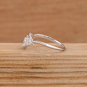 Marquise-Cut Lab Grown Diamond Band / Women's Wedding Diamond Curved Band / Marquise Diamond Vintage Band / V Shape Chevron Matching Band