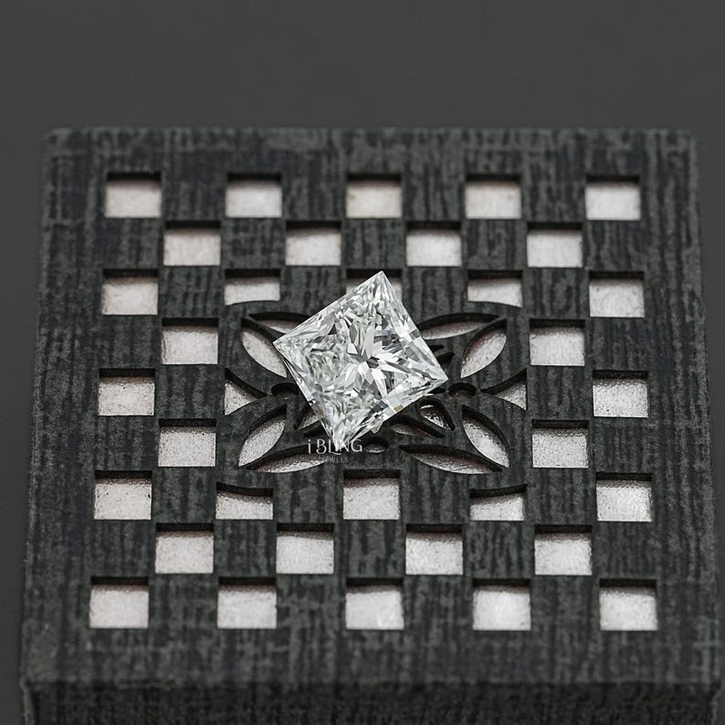 Princess Cut Lab Grown Loose Diamond For Personalized Jewelry / IGI Certified Diamond For Solitaire Jewelry Making / Wedding Gift For Her