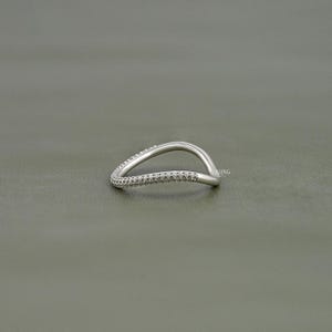 Round Cut Lab Grown Diamond Curved Wedding Band/ CVD Diamond Pave Set Band/ 14K Solid Gold Half Eternity Stacking Band/ Bridal Gift For Her