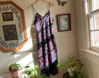 Vintage Black Floral 90s Nightgown