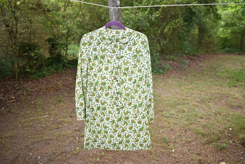 60s White & Green Paisley Mod Dress image 2