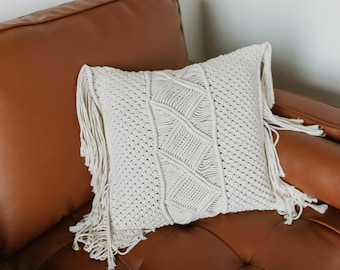 16 x 16 Macrame almohada cubierta, Boho Throw almohada decorativa, casa de campo tejido Boho cojín cubierta para la cama sofá banco, Boho decor, flecos