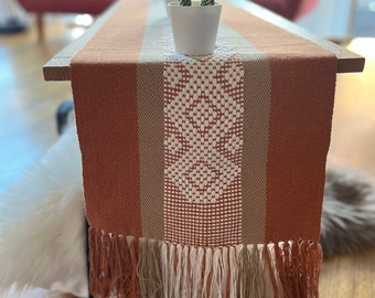 Mexican Woven Table Runner/Oaxacan Artesanía/Christmas Holiday Table Decor/Macrame/Boho Table Runner/Fair Trade Gifts made in Oaxaca