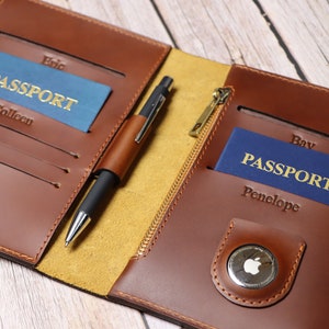 Porta-passaporte familiar 4 compartimentos airTag carteira de viagem para documentos airTag passaporte couro passaporte família 5 6 8 organizador de passaporte personalizado 10