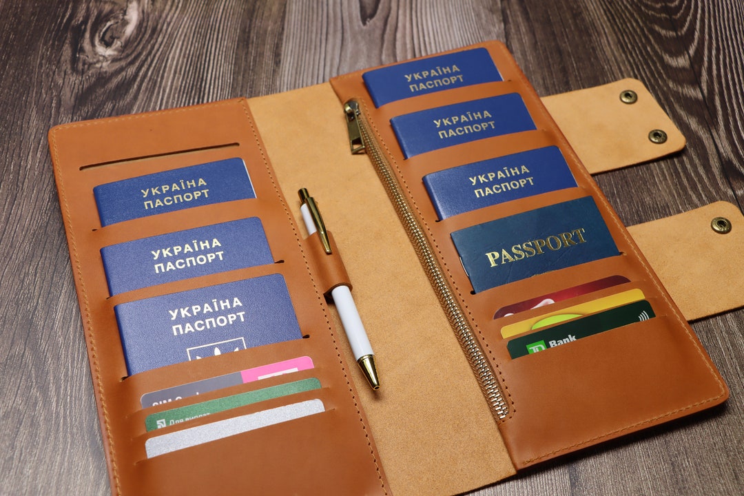 Family Passport Holder 5 Family Travel Wallet Leather Passport Holder 6