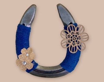 Jute Wrapped Horseshoe with Flower