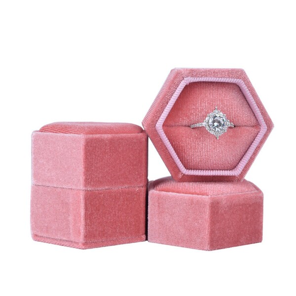 Peachy Pink Velvet Hexagon-Shaped Single Slot Ring Box