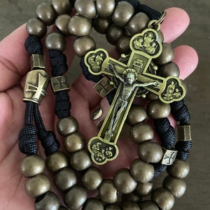 Crusader Catholic Rosary -Paracord Catholic Rosary, Military Rosary, 12 Apostles Crucifix-Handmade