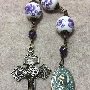 Unbreakable rosary, Three Hail Mary Catholic rosary, St. Therese of infant Jesus Medal - Handmade