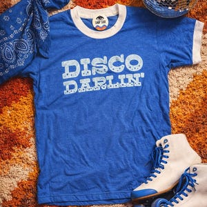 Camiseta retro Disco Darlin, Wrangler, estilo western, camiseta del suroeste, camisa Wrangler, camiseta gráfica divertida, camisa de vaquera, vaquera disco