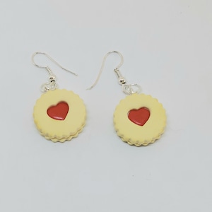 Novelty earrings jammie dodger biscuits!