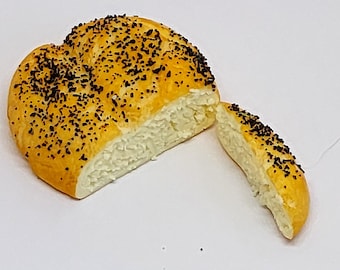 Dolls house poppy seed bread