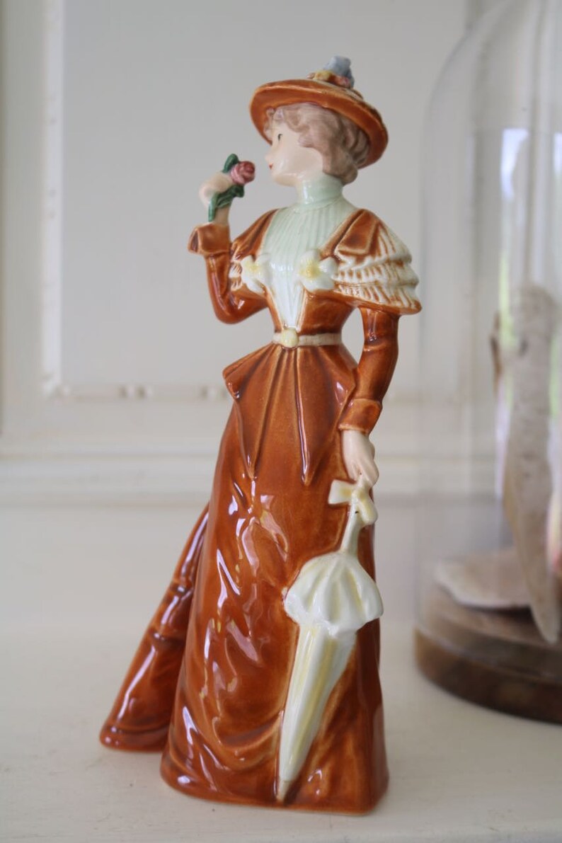 Goebel Hummel Figurines Lady The Visitor In immaculate Etsy