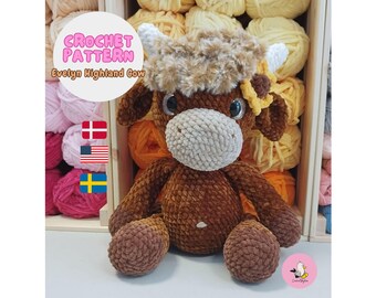 PATRÓN DE GANCHILLO AMIGURUMI • Vaca Evelyn Highland • Patrón de costura baja • Hilo de chenilla • CrochetByKim • pdf