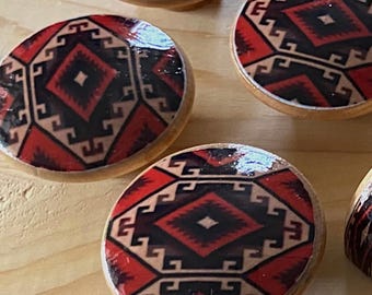 Handgemaakte zuidwestelijke Azteekse kastknoppen: boho keukendecor