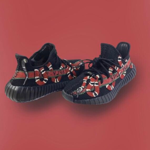joker custom yeezys