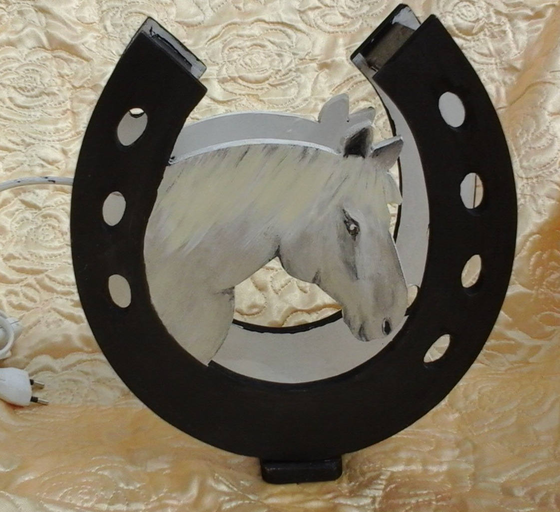 Lampe A Poser Cheval en Bois Personnalisé Modèle Unique, Tête de , Portrait Animaux, Existe Applique