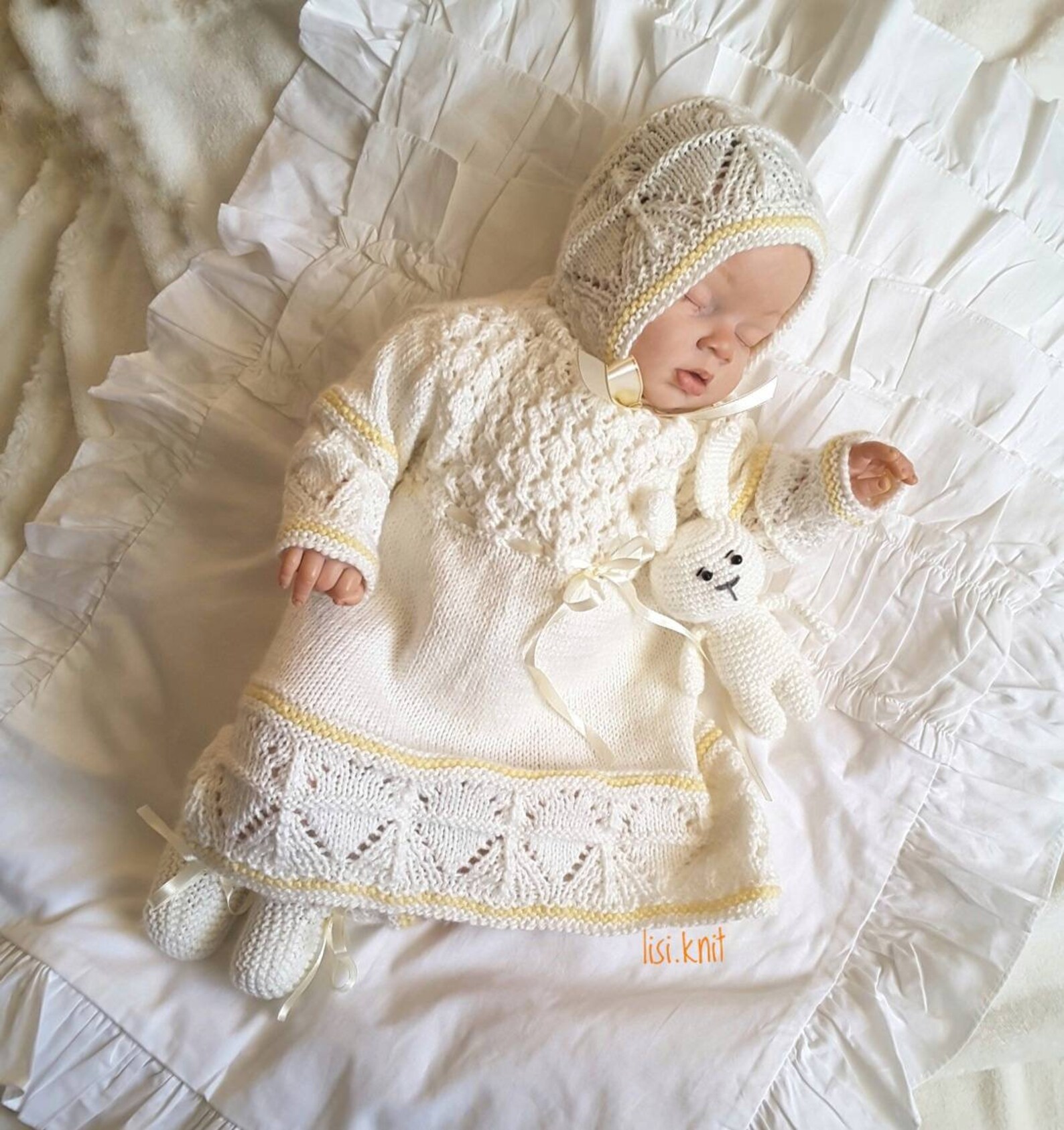 Baby knit dress. Hand knit baby clothes. Coming home outfit. Etsy