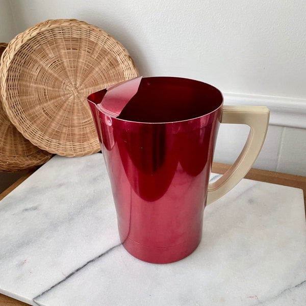 Mid Century West Bend Red Anodized 2 Quart Aluminum Pitcher with Bakelite Handle; Retro Red Aluminum Pitcher; Vintage Aluminum Pitcher