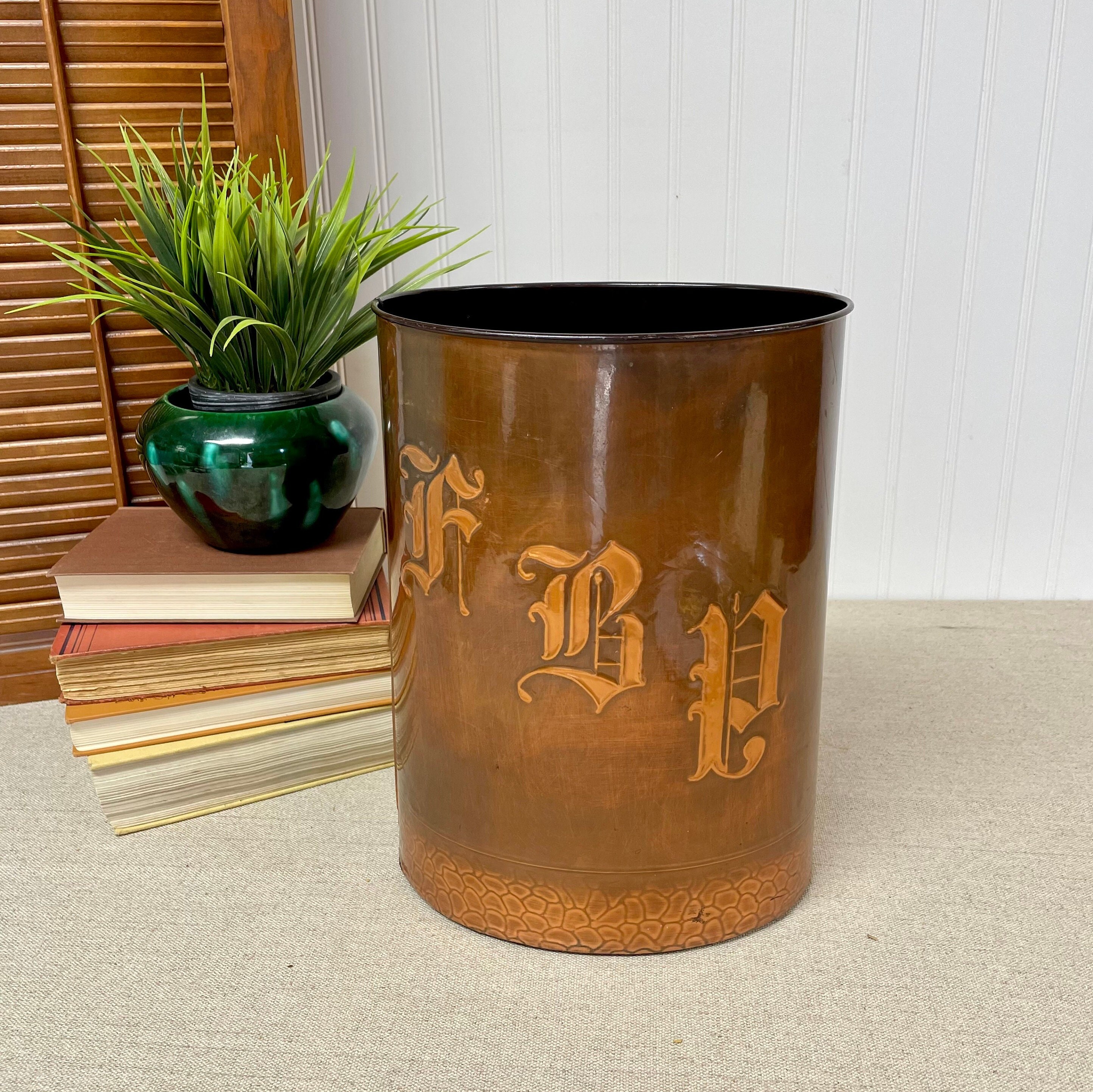 Metal Trash Can Texture