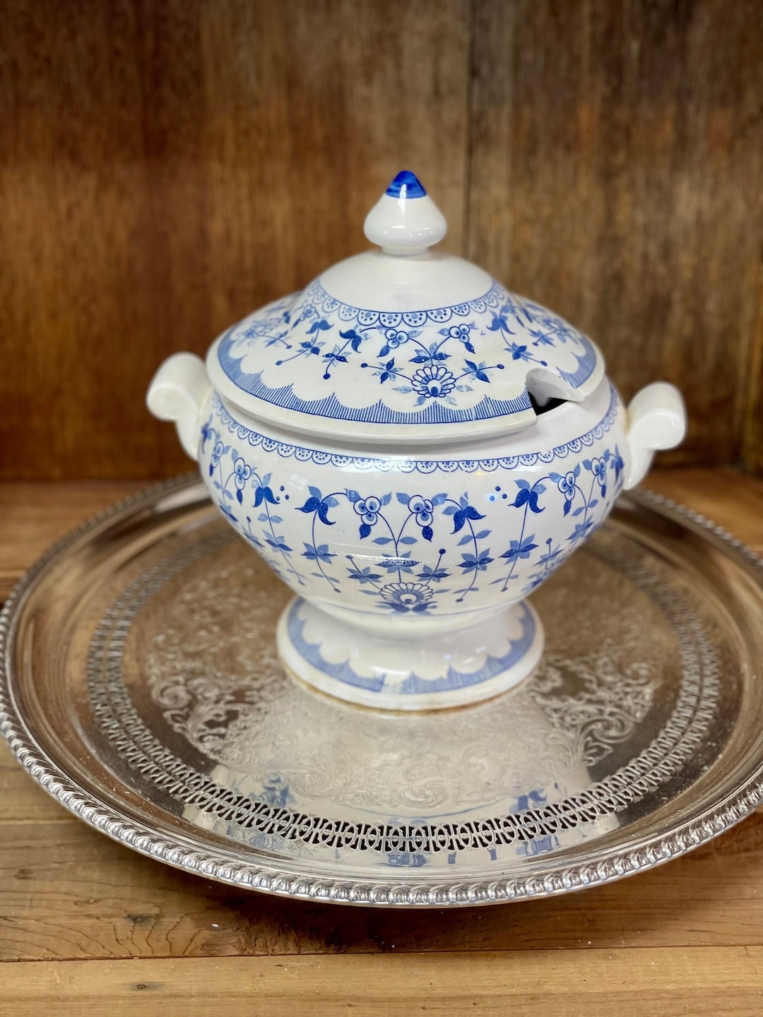 Vintage Blue and White Soup Tureen With Notched Lid Blue and White ...