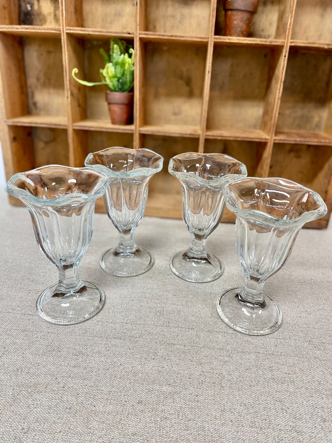 4 Vintage Tall Ice Cream Sundae Glasses Vintage Glass Soda Etsy