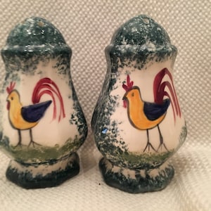 Salt and Pepper Shaker, Salt and Pepper Shakers, Salt Shaker, Pepper Shaker, Salt and Pepper, Chicken Lover, chicken Gift, Molly Dallas