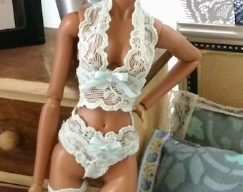BARBIE SILKSTONE OOAK ( robe bleue et jaune ) EUR 119,90