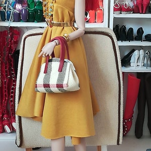 Summer fashion fit  ,fr, nuface,lovestone, fashionistas,party perfect, integrity toys, curve all other same size dolls