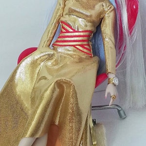 12 inch doll fashion & accessories handmade to fit all 11/12 inch dolls