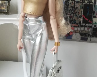 Dol. Fashion outfit one size fit all same size 11,12 inch
