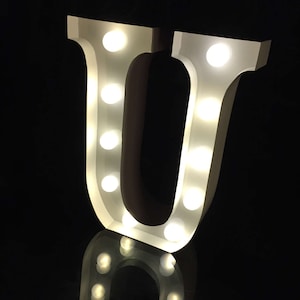 Metal blanco U marquesina carta marquesina luz 9 "altura iluminar alfabeto letra sala de bodas iluminación luz nocturna luz guardería niños luz