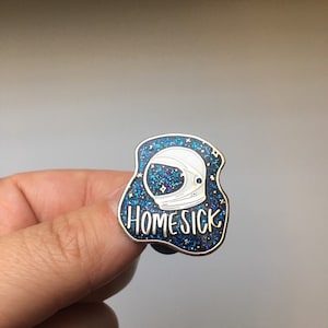 Homesick BLUE GLITTER Space Pin Enamel Pin Galaxy Astronaut Silver Black White Flair Space Fall Out Boy Pingame Lapel Pin